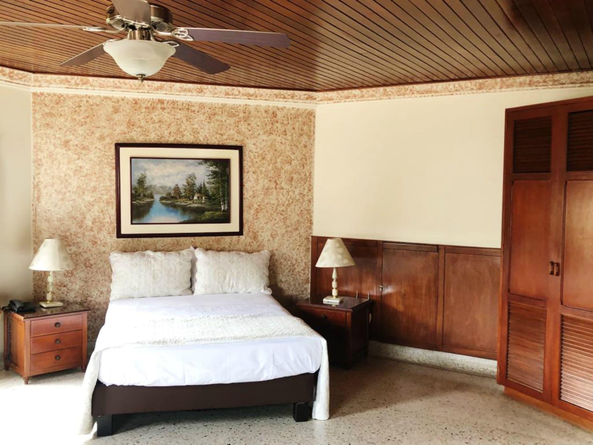 קאלי Hotel Stein Colonial מראה חיצוני תמונה