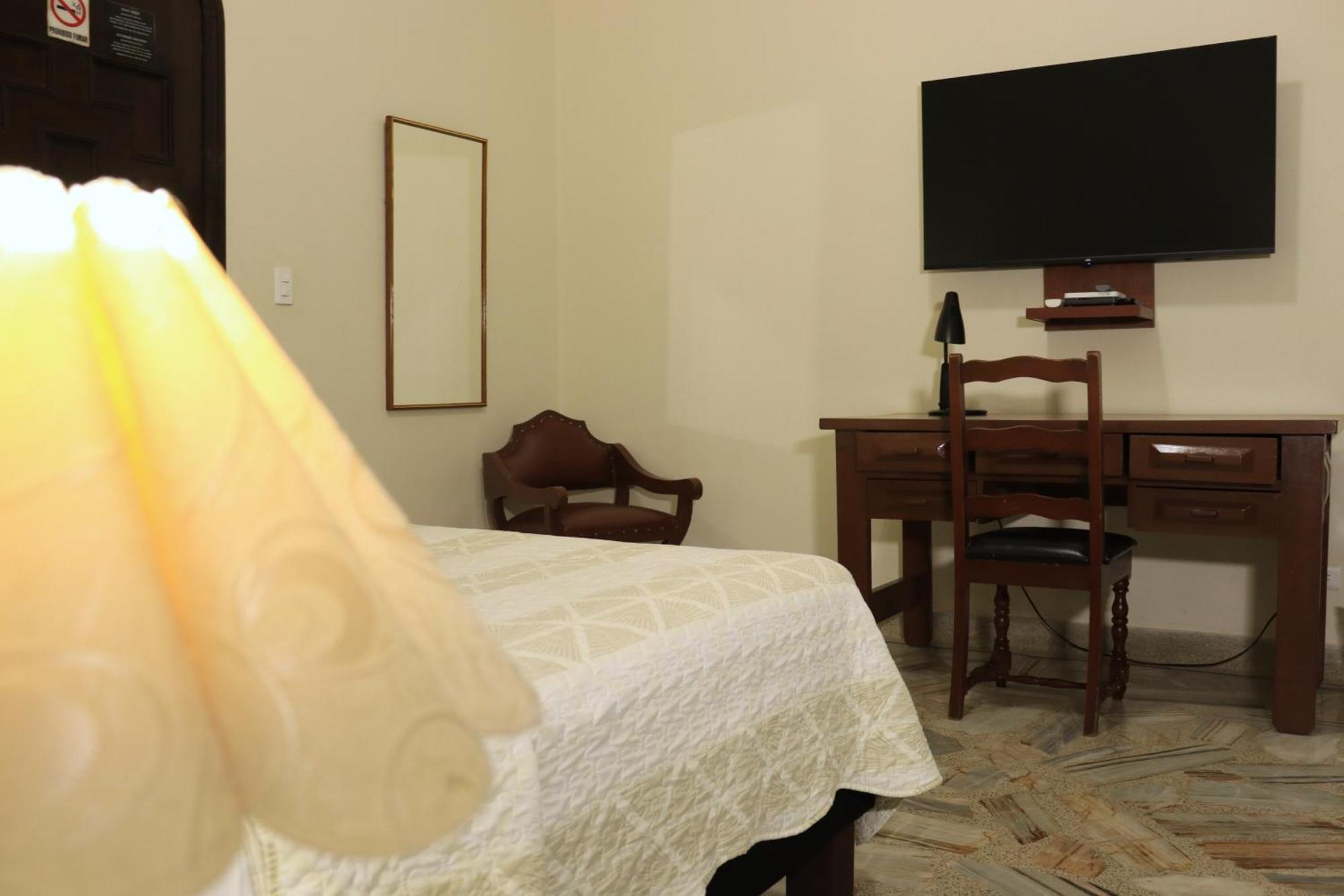 קאלי Hotel Stein Colonial מראה חיצוני תמונה